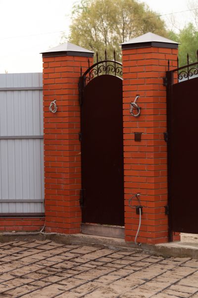 Brick Columns Installation in Yorba Linda